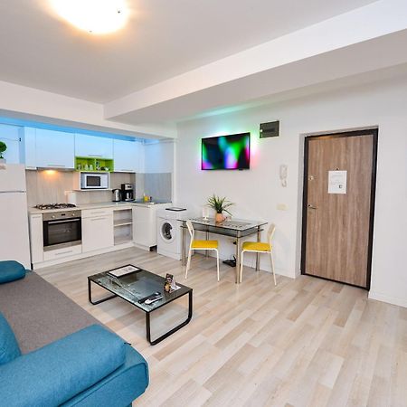 Ben Yehuda - Shabbat Friendly Apartments Bucareste Exterior foto